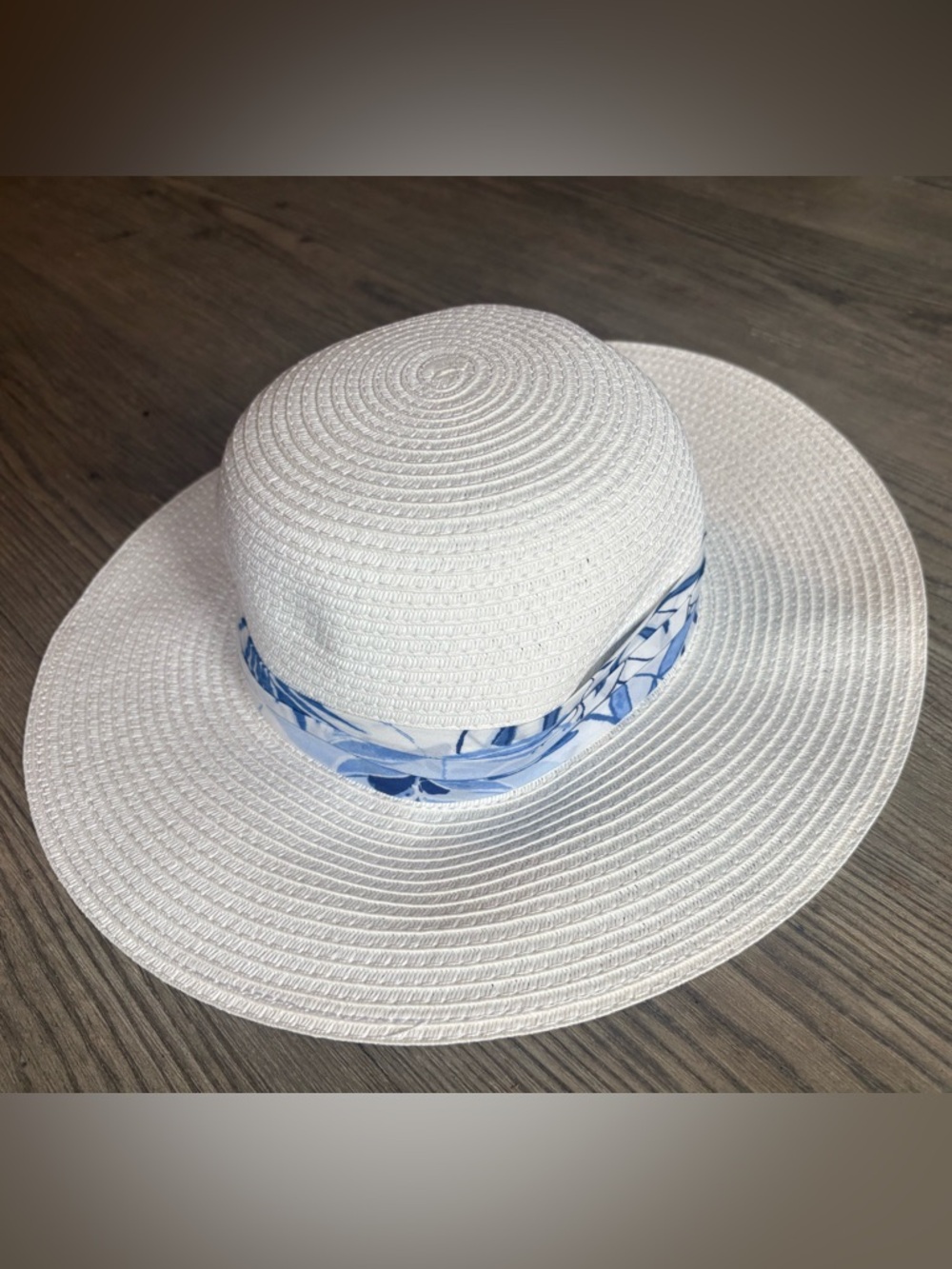 Janie and Jack White Sun Hat with Blue Floral Band